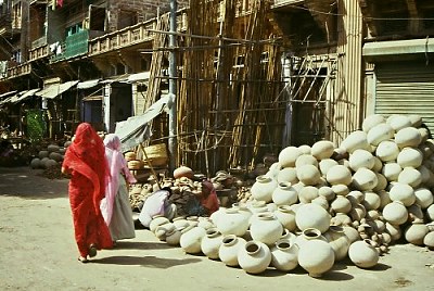 In the streets of Jodhpur. Photo: L. Bobke